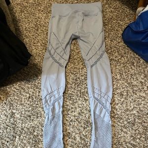Alo yoga leggings size small